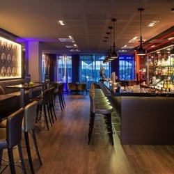 Theos Bar - Bar