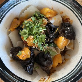 Rose's - Belt Noodles (fall veggies) - Desserts Near Me - Durham, North Carolina Rose's - Belt Noodles (fall veggies) - Desserts Near Me - Durham, North Carolina