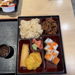 Kenko Hibachi - Hibachi Steak Bento Box with "California Roll"
