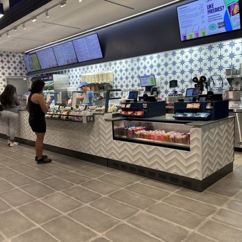 Just Salad - Ordering counter - Salad Near Me - East Meadow, New York