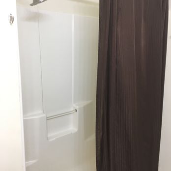 Kingsley Motel - shower - Hotels Near Me - Kingsley, Michigan Kingsley Motel - shower - Hotels Near Me - Kingsley, Michigan