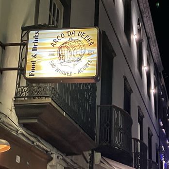 Arco Da Velha - Great place for beer and cod fritters! - Wine Bars Near Me - Ponta Delgada, 20