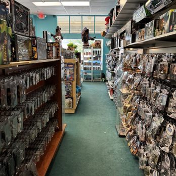 Tosche Station - Comic Books Near Me - Centreville, Virginia Tosche Station - Comic Books Near Me - Centreville, Virginia