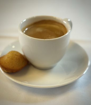 Le Train Bleu by null