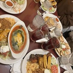 Taqueria El Carrizal - Mexican combination Mexicana Combinacion, Salvadoran combination, quesadillas and other with Jamaica drink