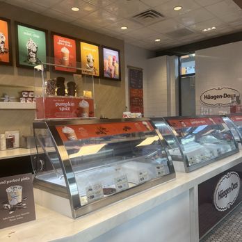 Häagen-Dazs - the inside of a restaurant - Desserts Near Me - Orlando, Florida Häagen-Dazs - the inside of a restaurant - Desserts Near Me - Orlando, Florida