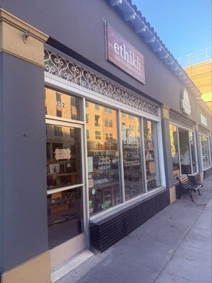 Ethikli Sustainable Market & Vegan, Low-Waste Refillery (CA Certified Green Business) by null