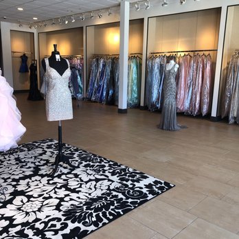 Classy Threads Bridal & Formal - Bridal Near Me - Spanish Fort, Alabama Classy Threads Bridal & Formal - Bridal Near Me - Spanish Fort, Alabama