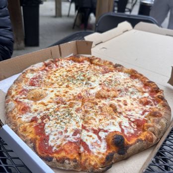 DeFazio’s Pizzeria Albany - Cheese pie 14" - Italian Near Me - Albany, New York DeFazio’s Pizzeria Albany - Cheese pie 14" - Italian Near Me - Albany, New York