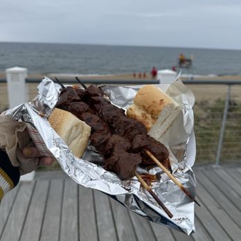 Beach Bums - American Near Me - Salisbury, Massachusetts