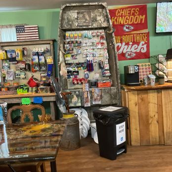 The Corner Kitchen and General Store - Convenience Stores Near Me - Kearney, Missouri