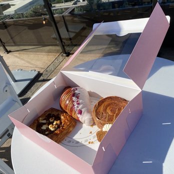Paris En Rose - Cafes Near Me - Del Mar, California Paris En Rose - Cafes Near Me - Del Mar, California