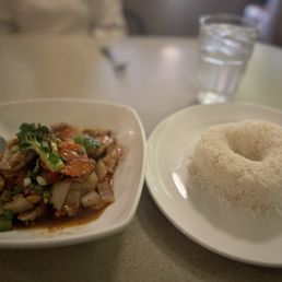 Cashew pork with rice