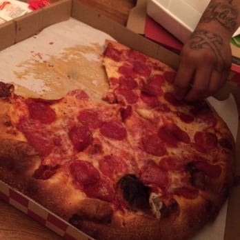 Maggio's Pizza - Pizza Near Me - Big Bear Lake, California