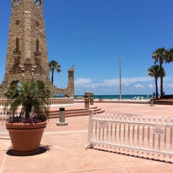 Waves Beach Bar At the Hilton - clock tower - Cocktail Bars Near Me - Daytona Beach, Florida