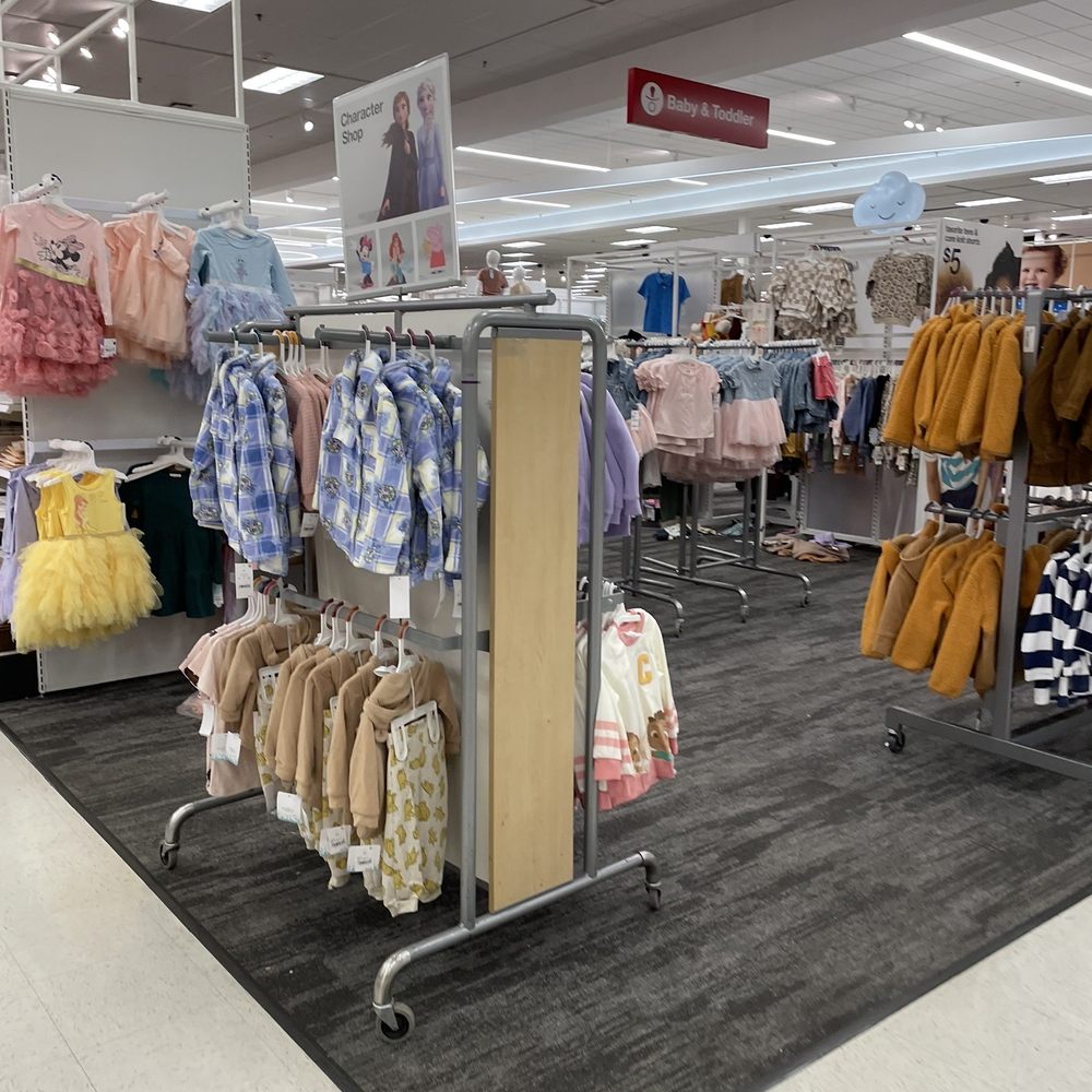 Target - Department Stores Near Me - Tukwila, Washington Target - Department Stores Near Me - Tukwila, Washington