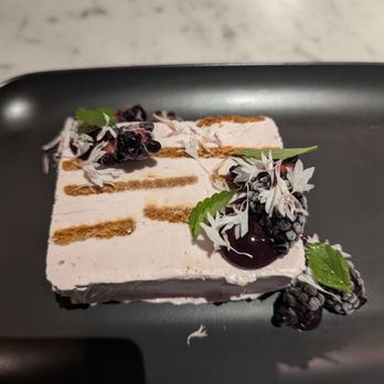 Lilia Comedor - French Near Me - Portland, Oregon