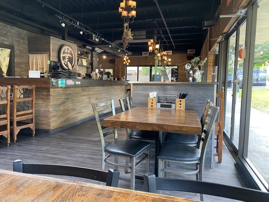 Green Leaf Sushi l Burnaby by null