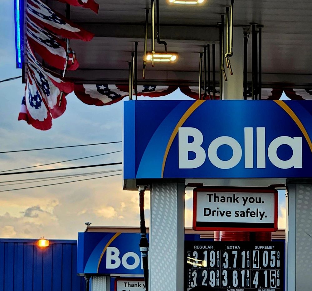 MOBIL/BOLLA MARKET Updated September 2024 12 Photos 12111219