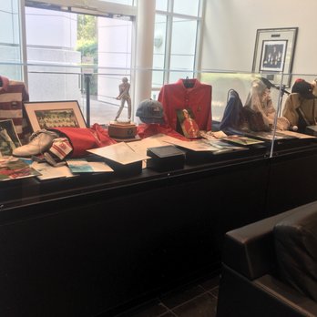 Nike - Tiger woods display - Shoe Stores Near Me - Beaverton, Oregon