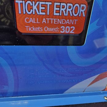 Chuck E. Cheese - Multiple games say ticket error. Explain that to your 5 year old why nothing here works and theyre getting ripped off - Pizza Near Me - Darien, Illinois