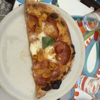 Porta Messina - Spicy salami and tomato pizza - Pizza Near Me - Taormina, Maine Porta Messina - Spicy salami and tomato pizza - Pizza Near Me - Taormina, Maine