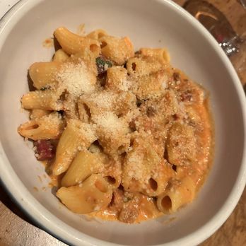 North Italia - Spicy Rigatoni Vodka - Pizza Near Me - El Segundo, California North Italia - Spicy Rigatoni Vodka - Pizza Near Me - El Segundo, California
