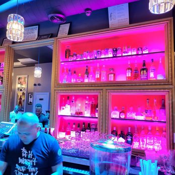 Beatstro - American Near Me - Bronx, New York