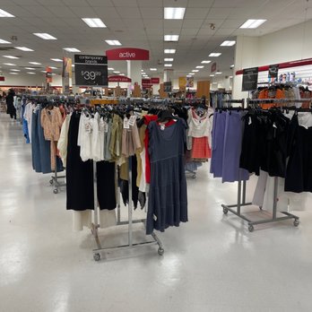 TJ MAXX - Updated January 2026 - 85 Photos & 105 Reviews - 350