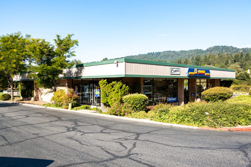 ERNIE’S SERVICE CENTER Updated July 2024 52 Photos & 97 Reviews