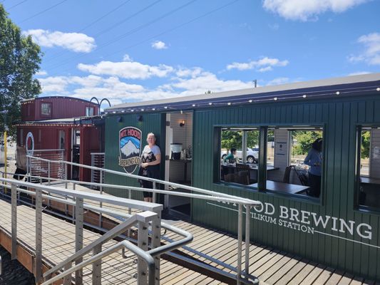 Mt. Hood Brewing Co. - Tilikum Station by null