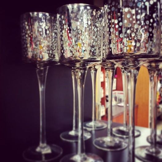 BENJAMIN MOORE ERIN MILLS PAINT & DÉCOR CENTRE 5636 Glen Erin Drive