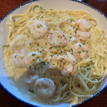 Red Lobster - Shrimp Linguini Alfredo - Seafood Near Me - Canoga Park, California
