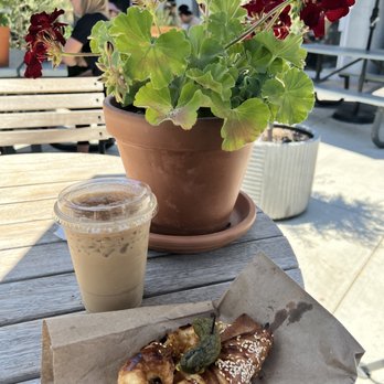 The Merchant - Horchata latte & cubanita croissant - Coffee & Tea Near Me - Long Beach, California