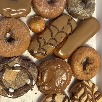 Mr Maple Donuts - Variety of regular and special yummy donuts - Donuts Near Me - Phoenix, Arizona