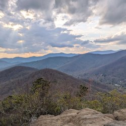 Lookout Trail and Mountain - Instagram: @telephonesmoothie