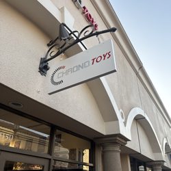 Penpoint Architectural Signs - Channel letters and a blade sign