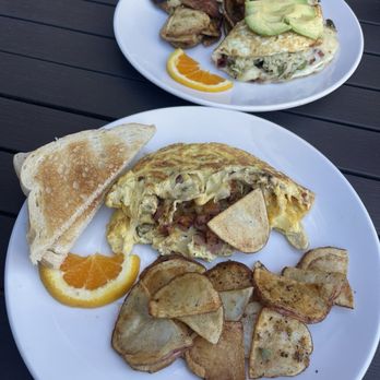 Toasted & Roasted - Omelets - Breakfast & Brunch Near Me - Henderson, Nevada