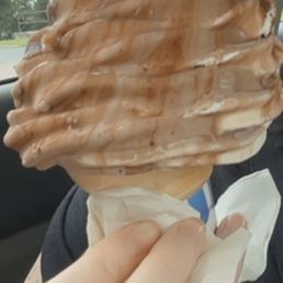 Asked for a small Vanilla/Chocolate twist custard dipped in the hard chocolate and this is what I was lol Asked for a small Vanilla/Chocolate twist custard dipped in the hard chocolate and this is what I was lol