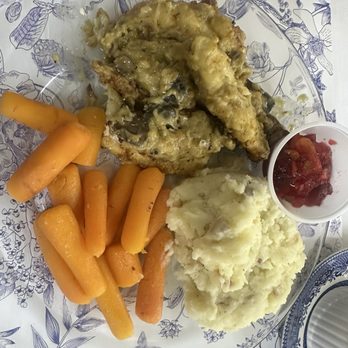 Beyond the Garden Gate - Chicken Marsala, glazed carrots and mashed potatoes - Breakfast & Brunch Near Me - East Ridge, Tennessee Beyond the Garden Gate - Chicken Marsala, glazed carrots and mashed potatoes - Breakfast & Brunch Near Me - East Ridge, Tennessee