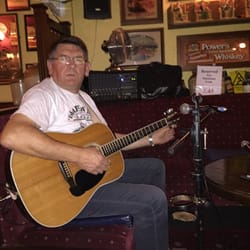 Lowry's Bar - Peter Carey