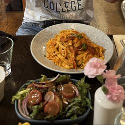 Venice Cafe Restorante - Chicken bacon tagliatelle pasta with side salad balsamic vinaigrette.