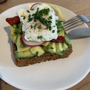 Upper Left Roasters - Spelt Poached Egg and Avocado so good - Coffee & Tea Near Me - Portland, Oregon Upper Left Roasters - Spelt Poached Egg and Avocado so good - Coffee & Tea Near Me - Portland, Oregon