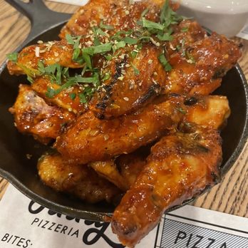 Jinny's Pizzeria - Wings backed in a brick oven - Pizza Near Me - Newton, Massachusetts Jinny's Pizzeria - Wings backed in a brick oven - Pizza Near Me - Newton, Massachusetts