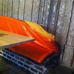 Pen Argyl Pizzeria - Dilapidated seating situation.