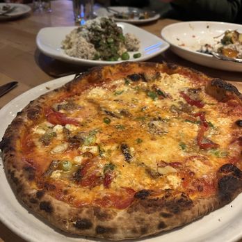 Diavola Pizzeria - Italian Near Me - Geyserville, California