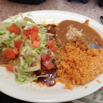 Lalas Place - Combination 3 - Mexican Near Me - Cudahy, Wisconsin Lalas Place - Combination 3 - Mexican Near Me - Cudahy, Wisconsin