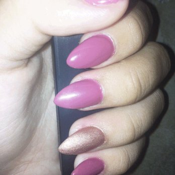 Le's Nail Studio - Nail Salons Near Me - Kaneohe, Hawaii