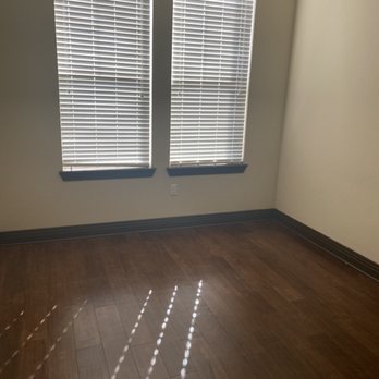 21 Fitzsimons - Clean bedroom - Apartments Near Me - Aurora, Colorado