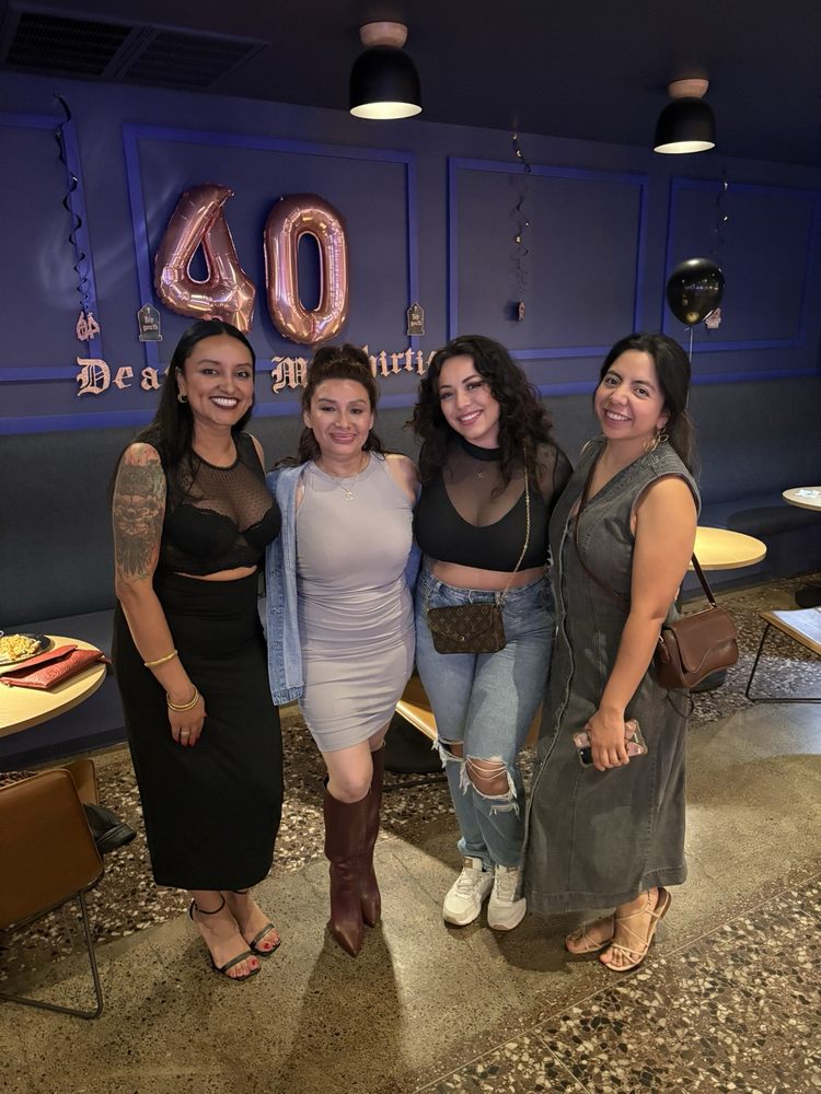 Fully Committed Esthetics Logo